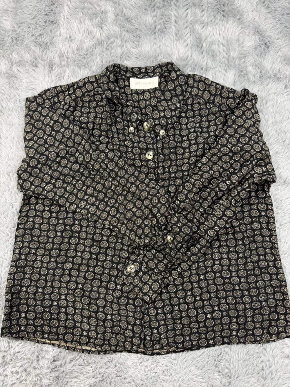 Jones New York Womens Size S/M  Petite Black Beige Button-Up Blouse Geometric